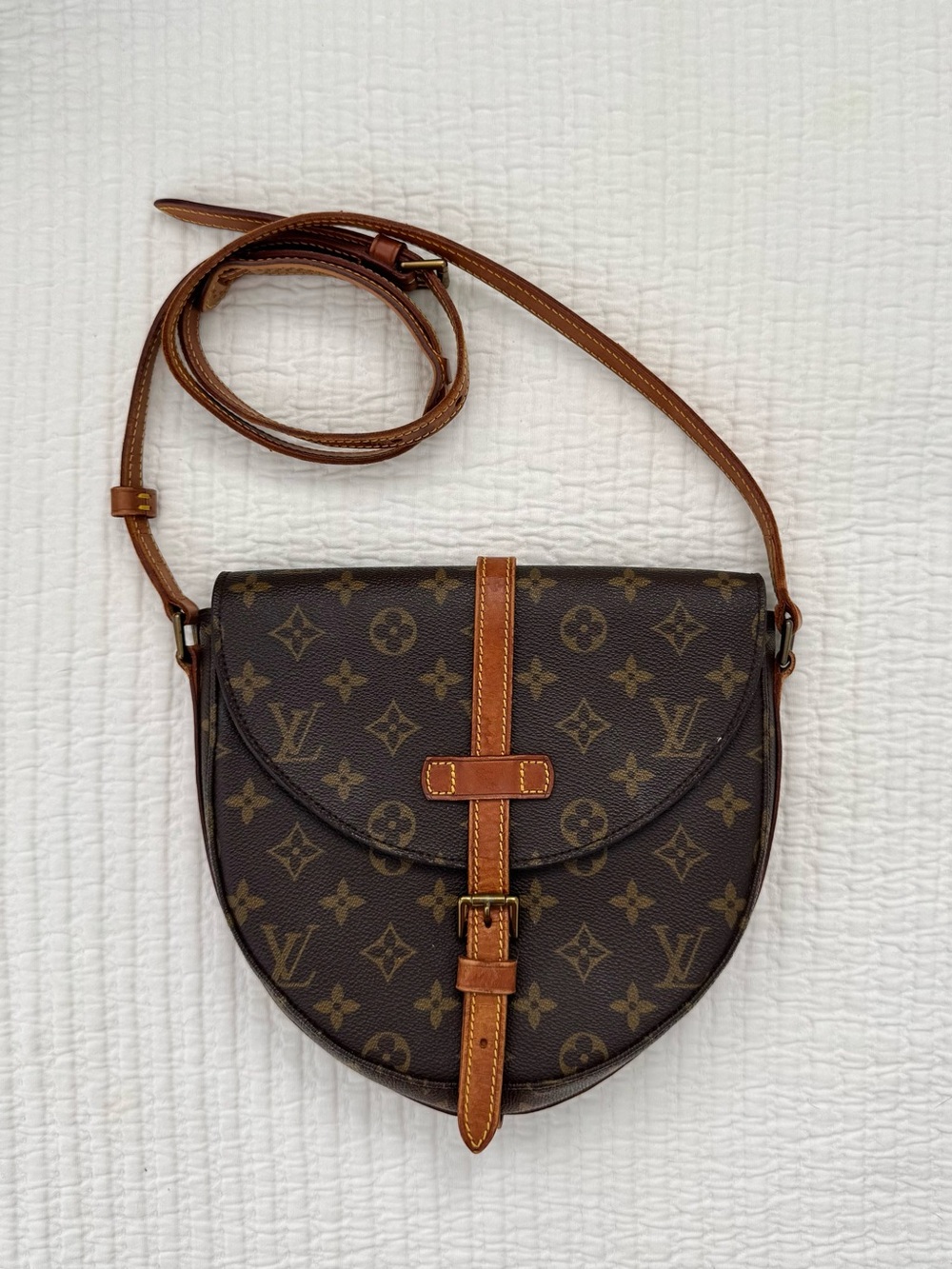 Vintage 1988 Louis Vuitton Chantilly GM Monogram Crossbody Bag